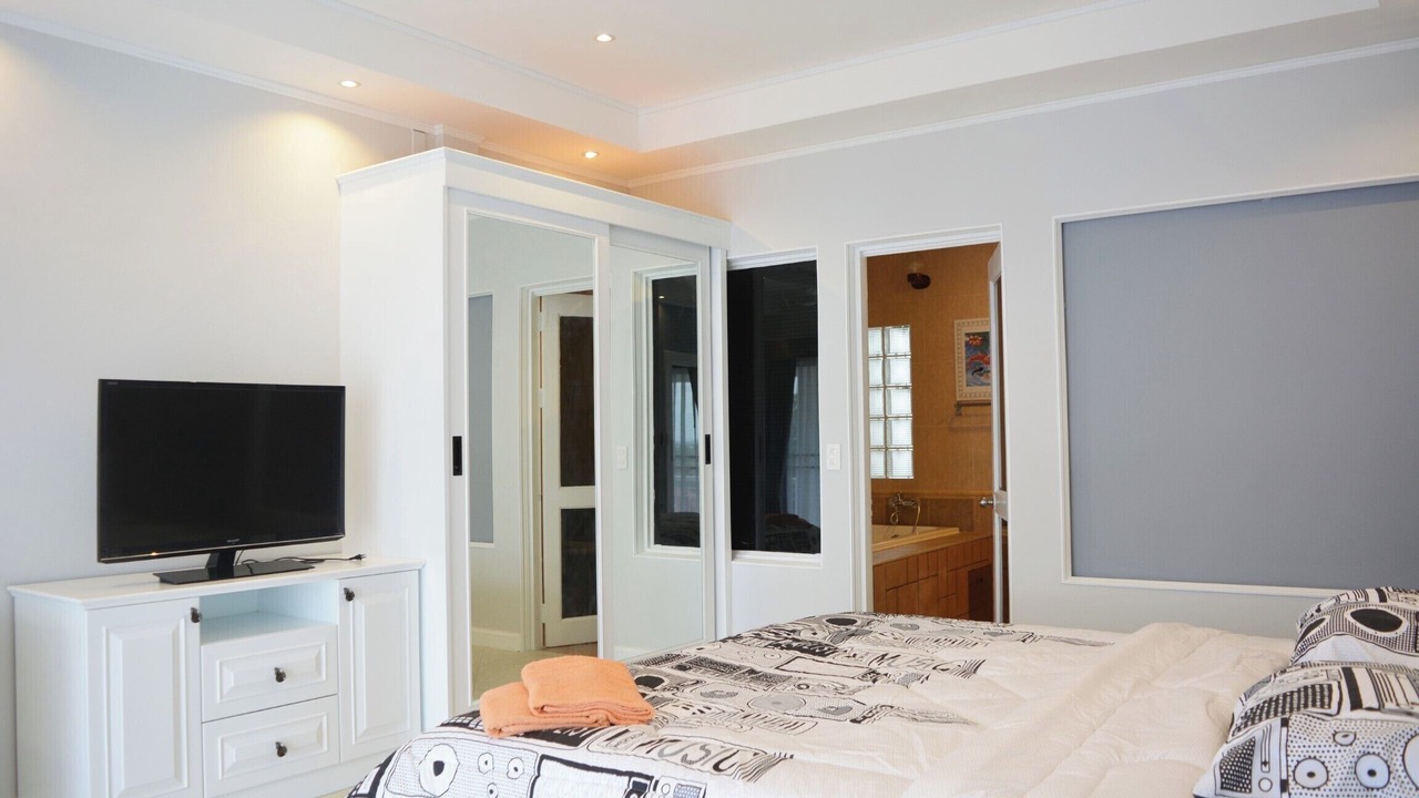 Photo of Bedroom in Na Kluea