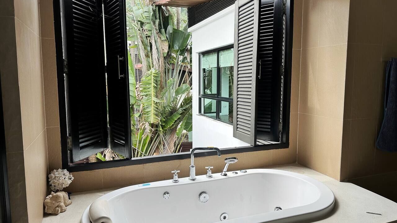Photo of Bathroom in Koh Kaew