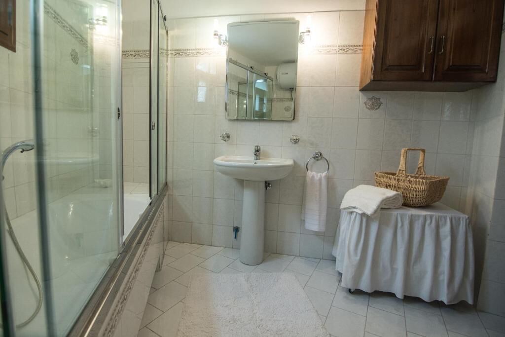 Photo of Bathroom in Episkopi Gonias
