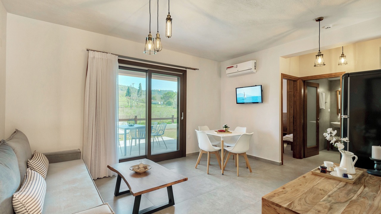Photo of Livingroom in Ierissos