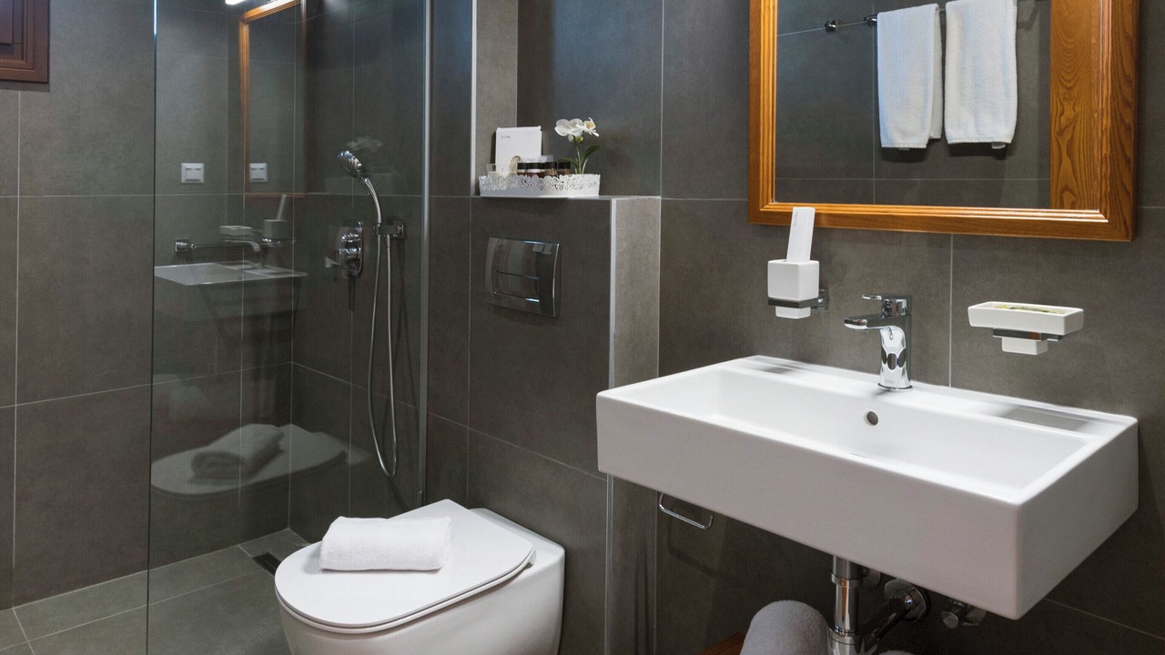 Photo of Bathroom in Ierissos