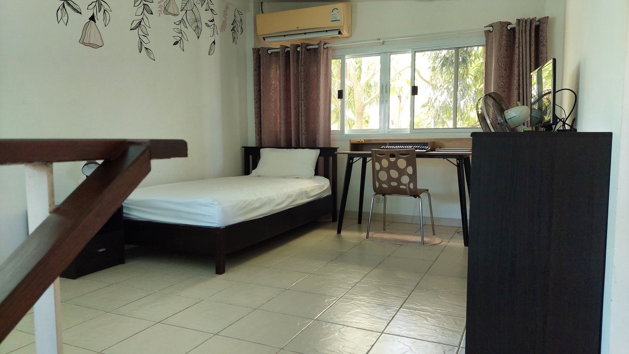 Photo of Bedroom in Mae Nam