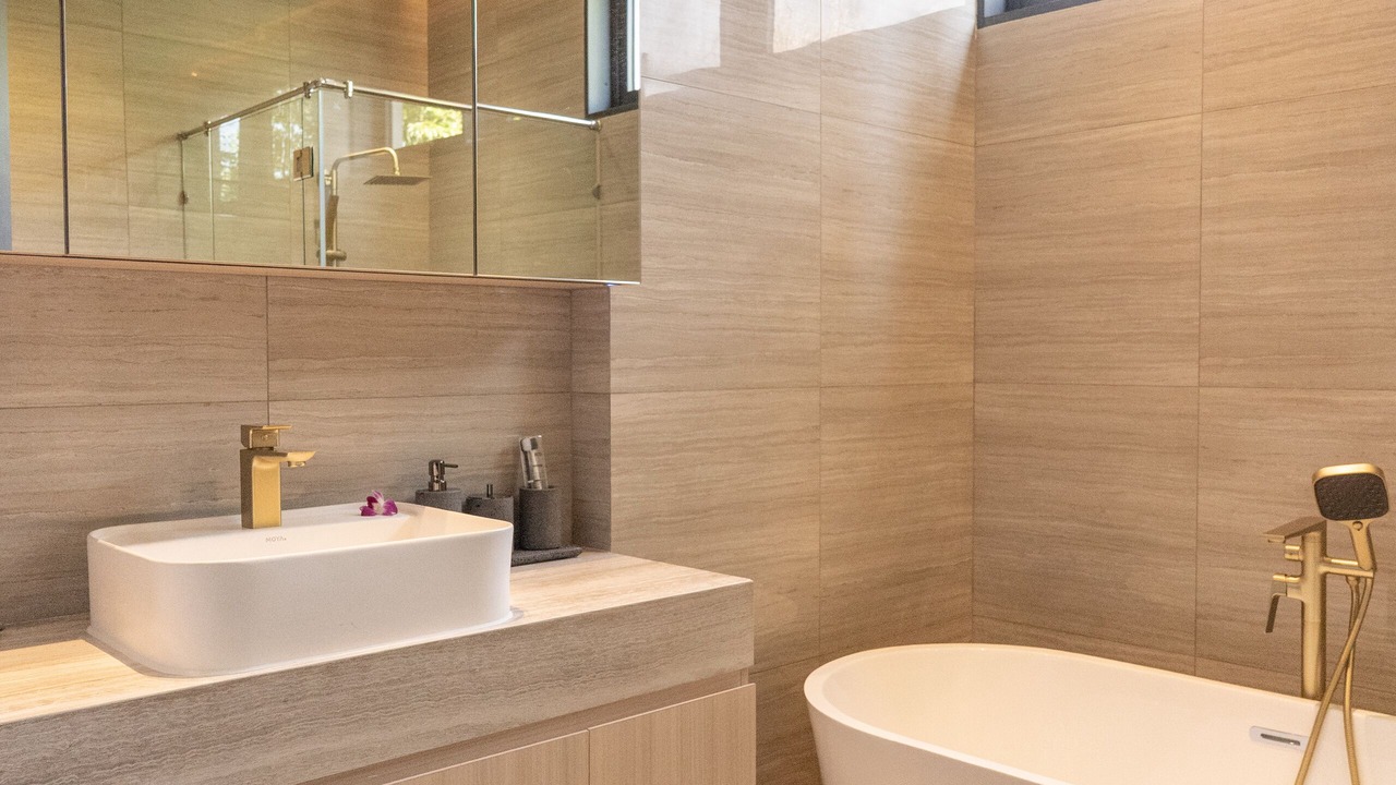Photo of Bathroom in Si Sunthon