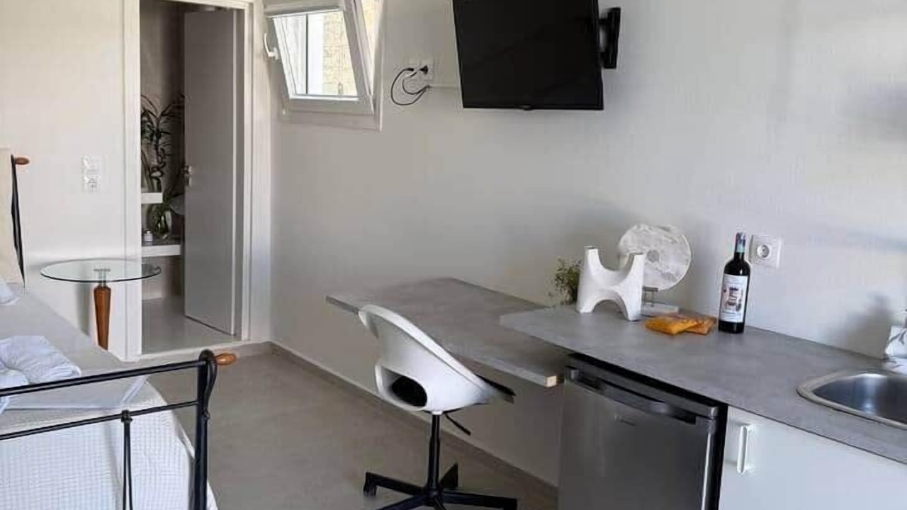 Photo of Bedroom in Parikia