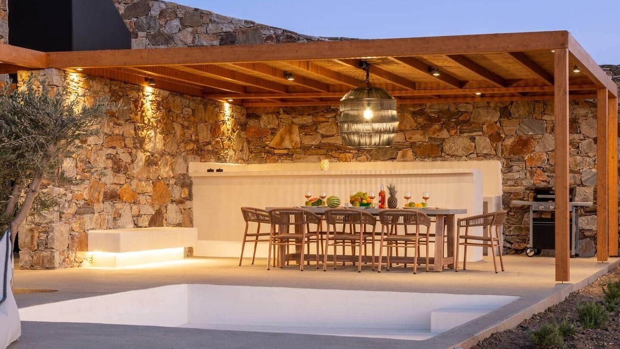 Photo of Outdoor in Glinado