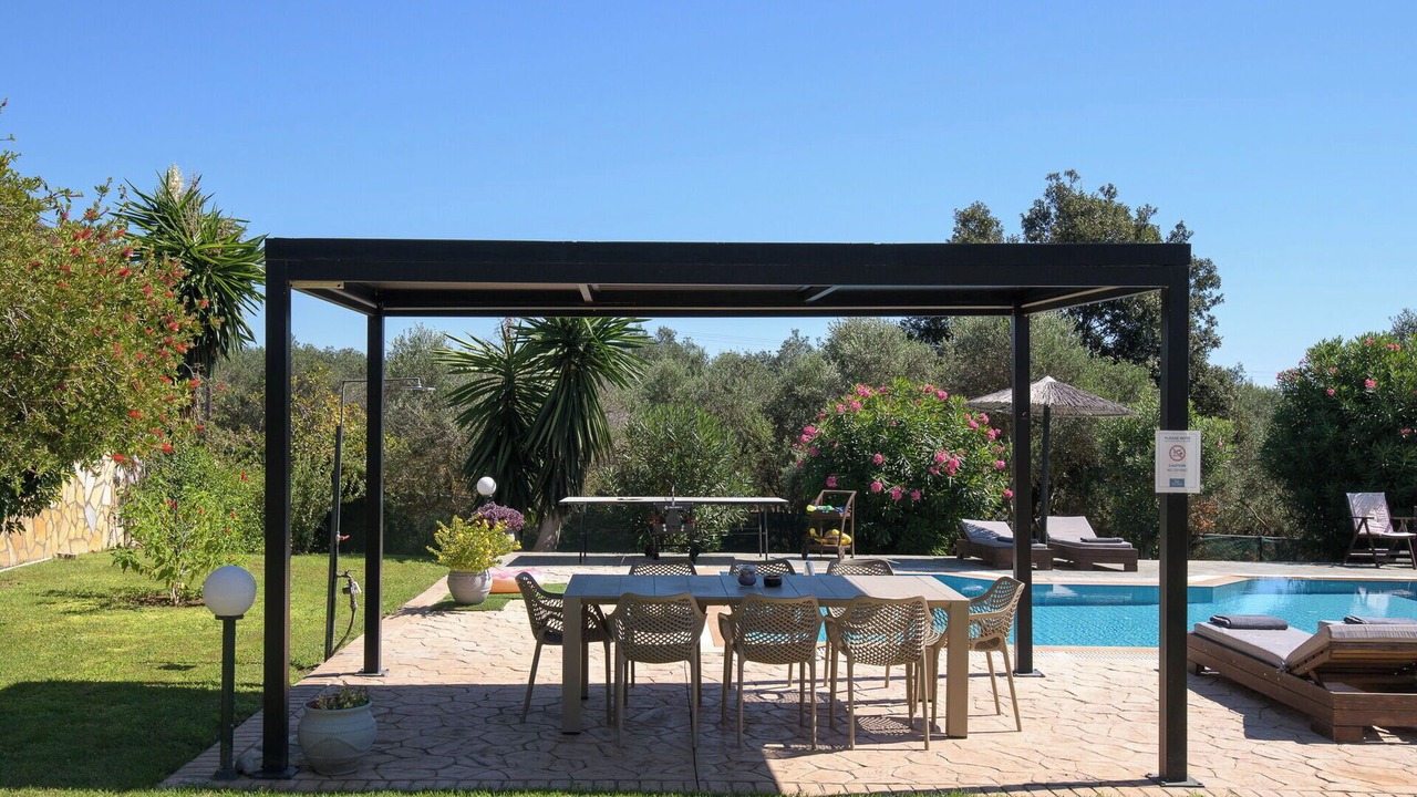 Photo of Patio Balcony in Dafnata