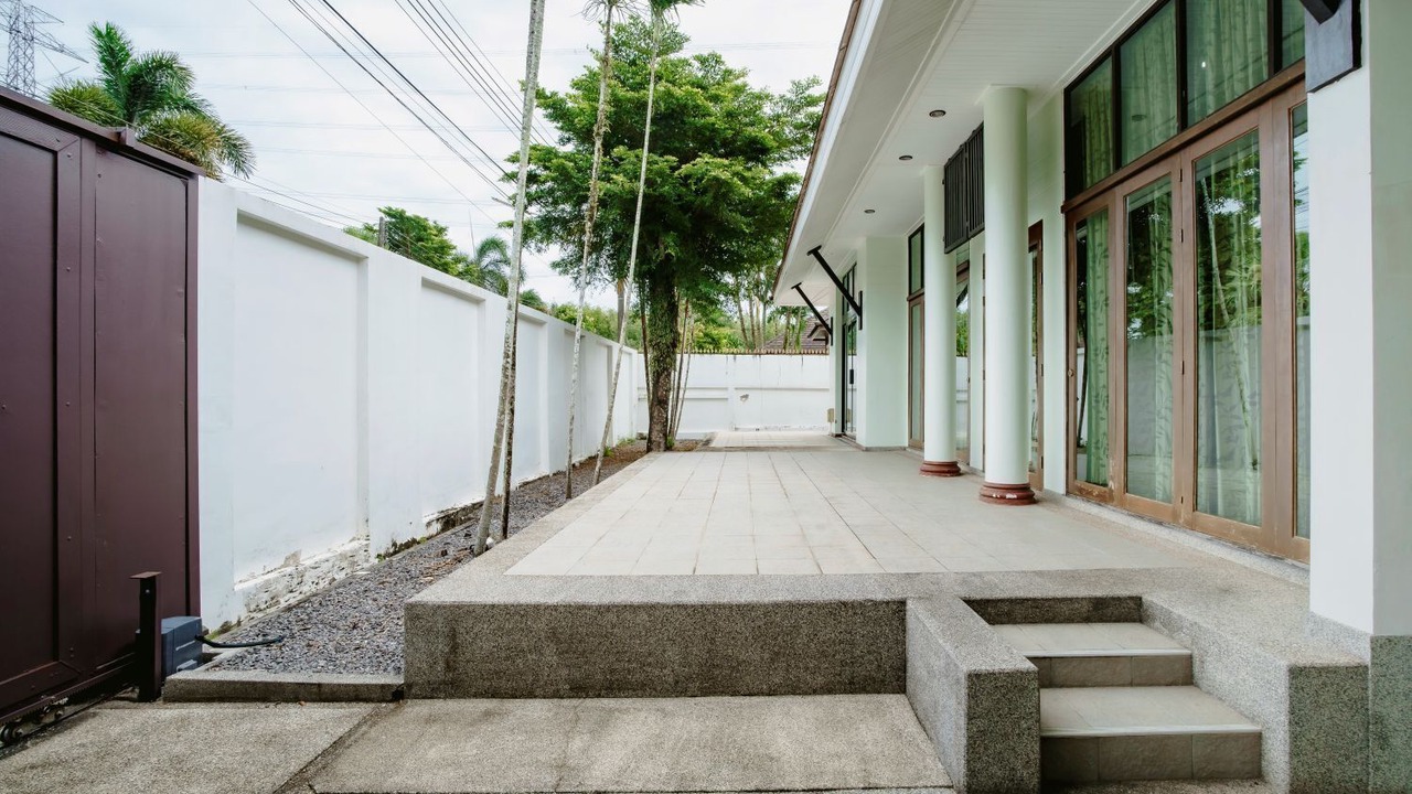 Photo of Outdoor in Koh Kaew