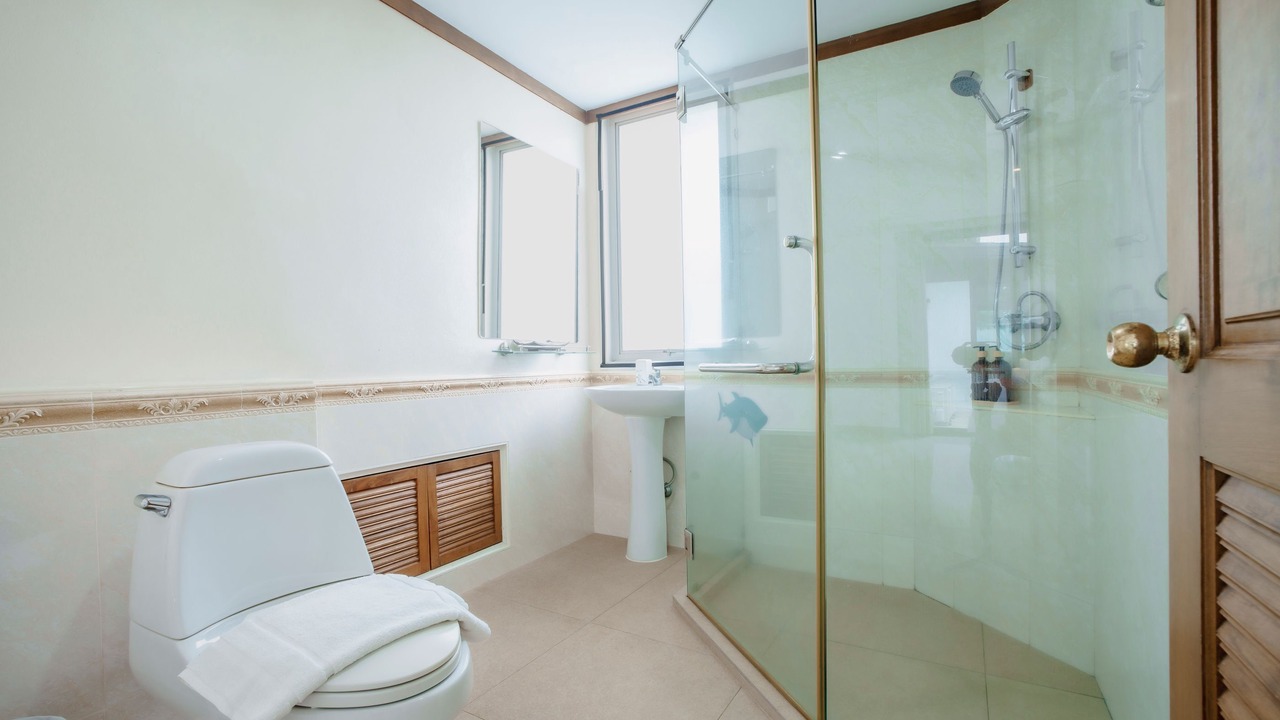 Photo of Bathroom in Koh Kaew