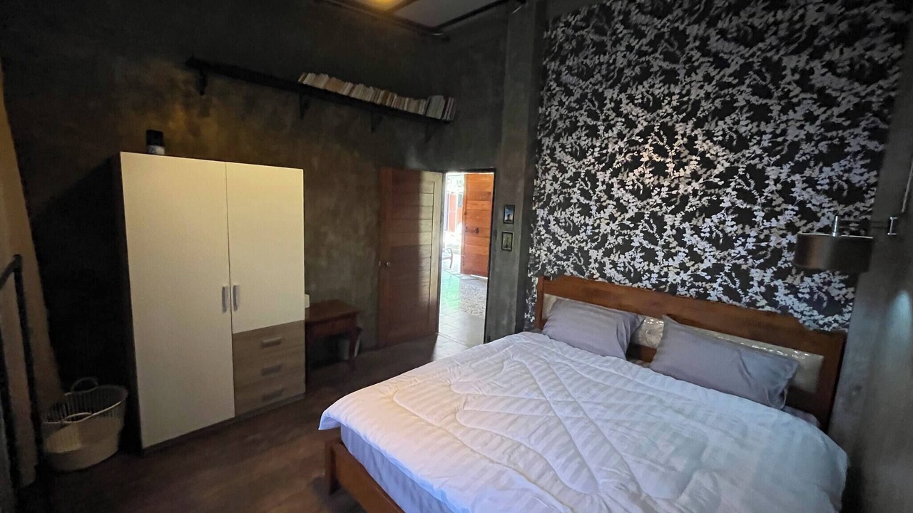 Photo of Bedroom in Saraphi