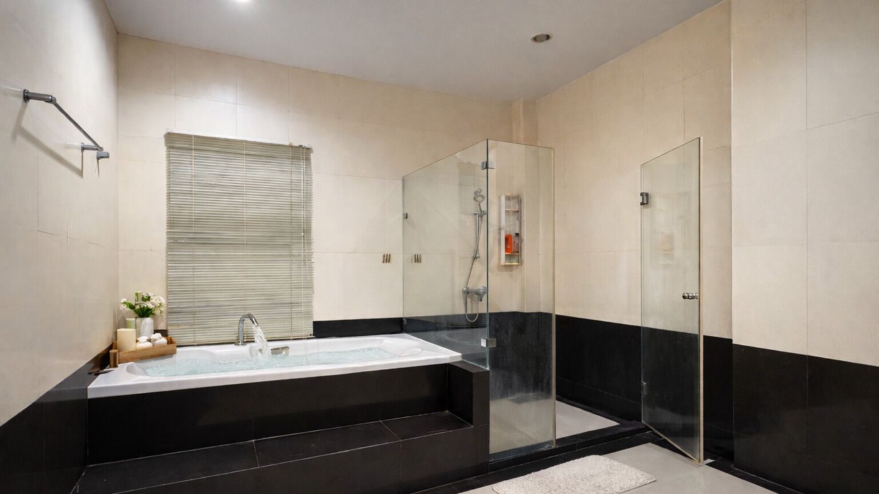 Photo of Bathroom in Pattaya Bay