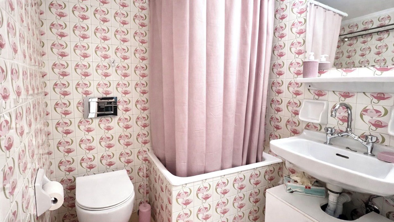 Photo of Bathroom in Goudi