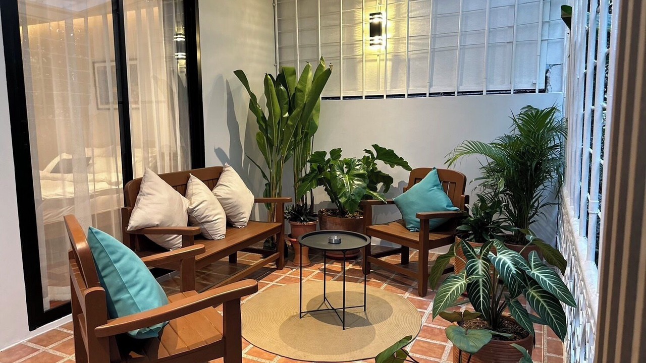 Photo of Patio Balcony in Khlong Toei Nuea
