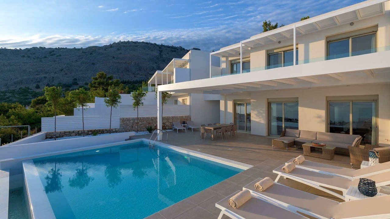 Photo of Others in Pefkos