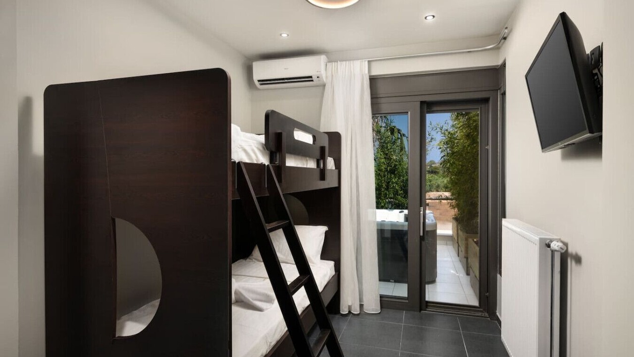 Photo of Bedroom in Tsikalaria