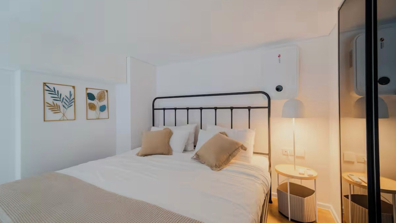Photo of Bedroom in Huai Khwang