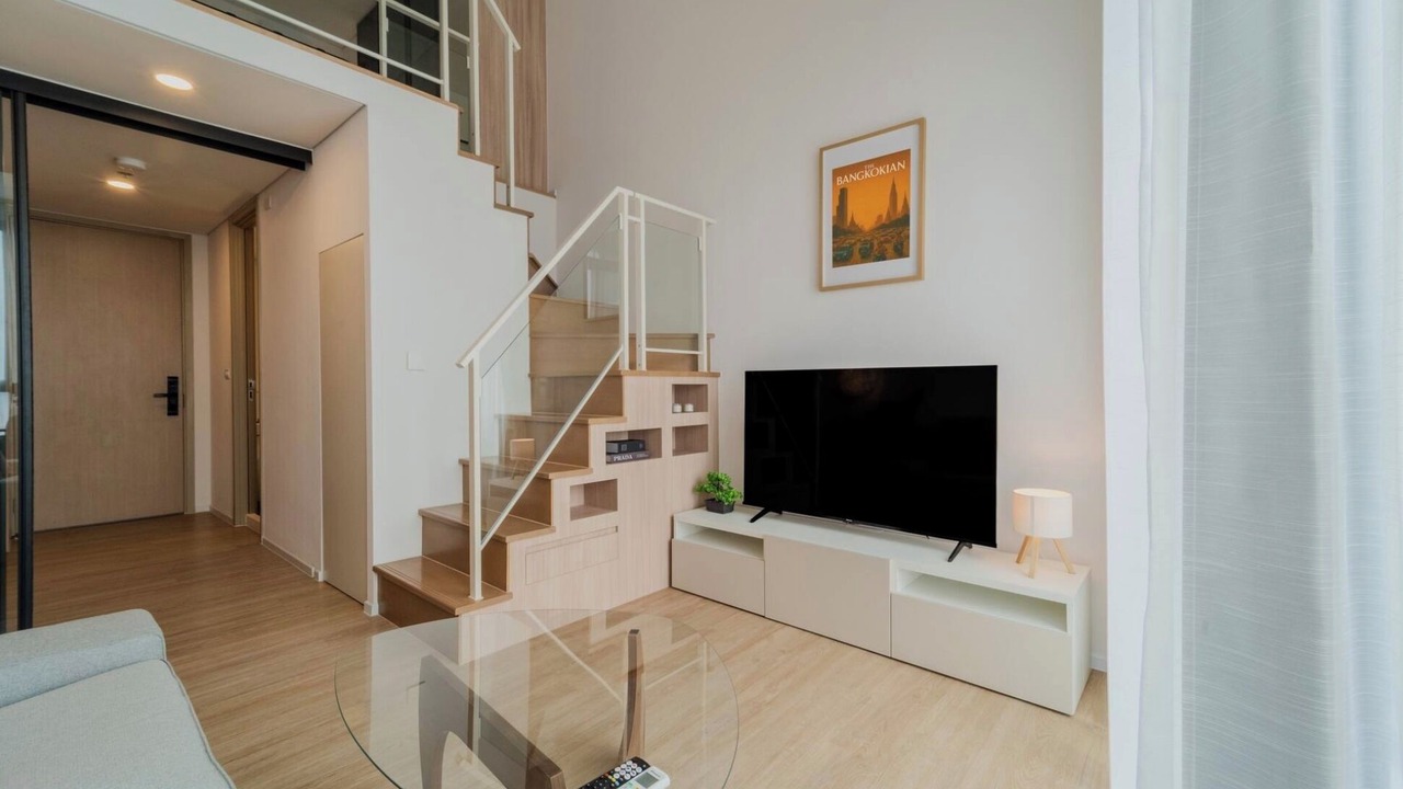Photo of Livingroom in Huai Khwang