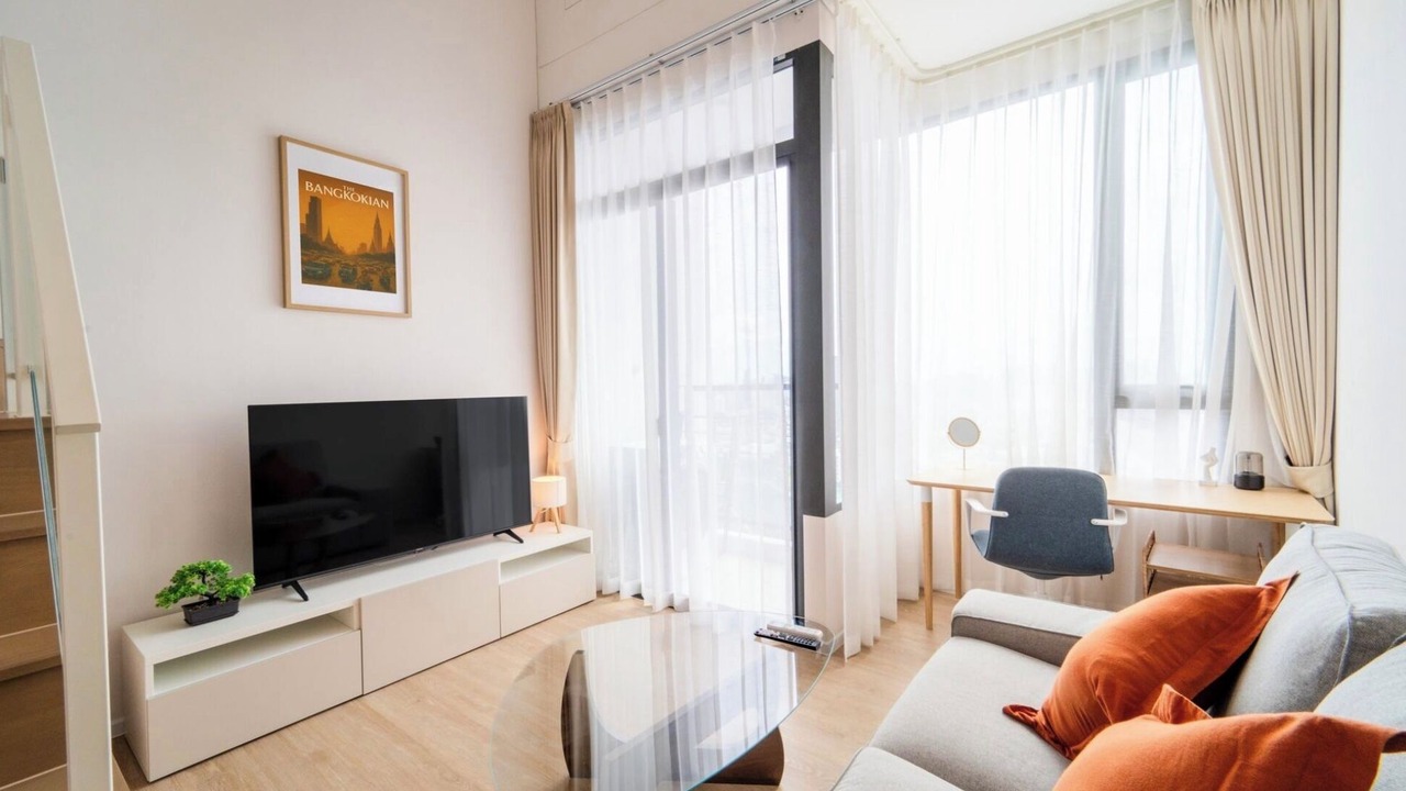 Photo of Livingroom in Huai Khwang