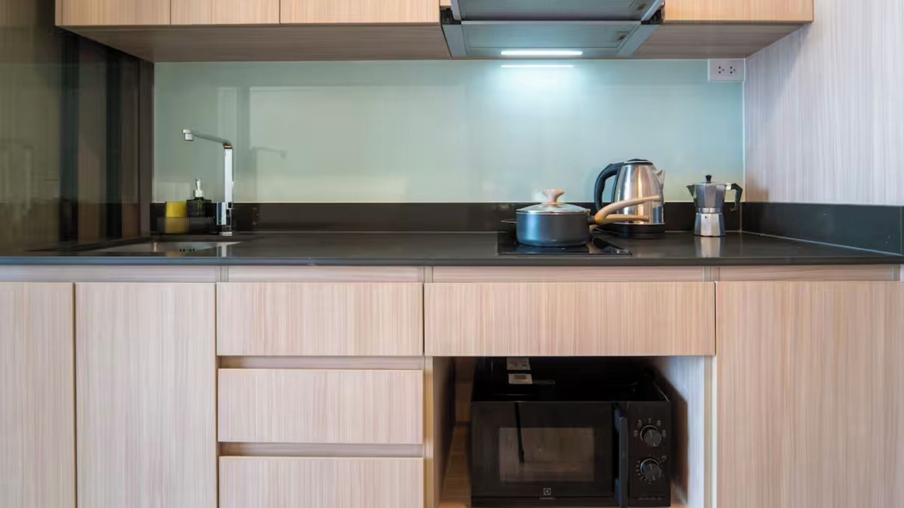 Photo of Kitchen in Huai Khwang