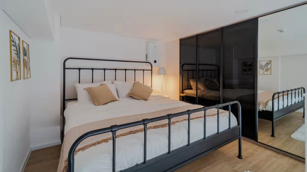 Photo of Bedroom in Huai Khwang