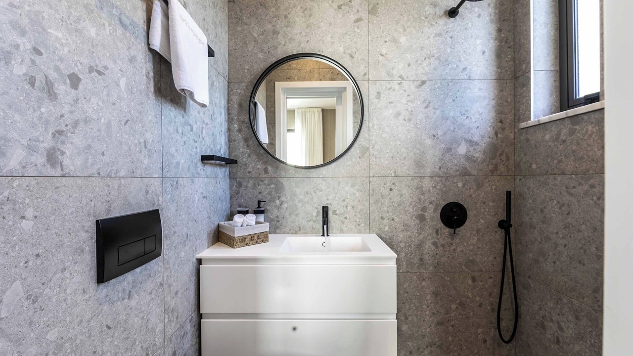 Photo of Bathroom in Pernera