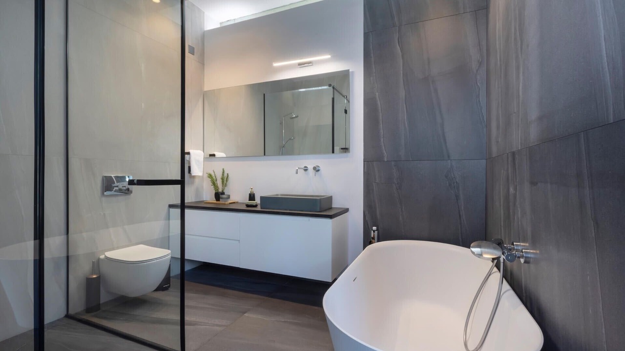 Photo of Bathroom in Gimari