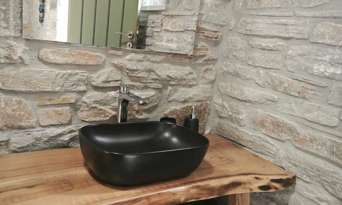 Photo of Bathroom in Nea Styra