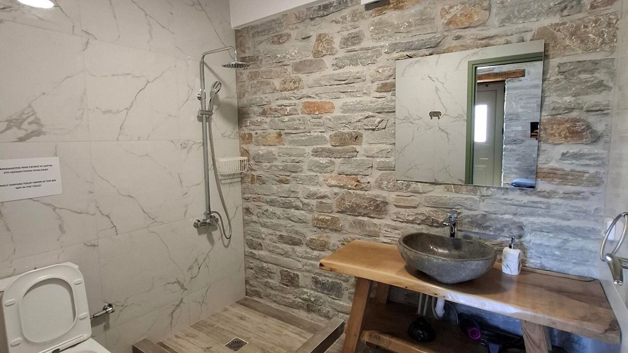 Photo of Bathroom in Nea Styra