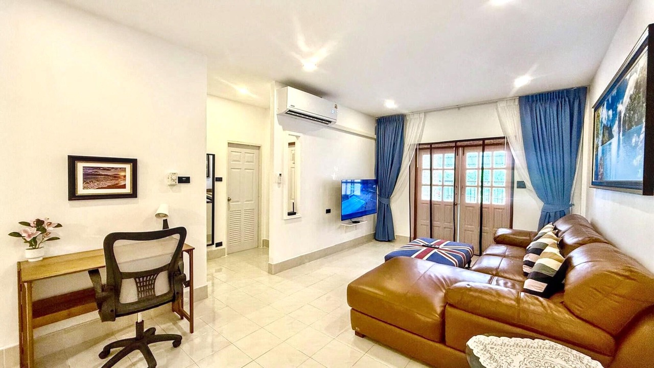 Photo of Livingroom in Kathu
