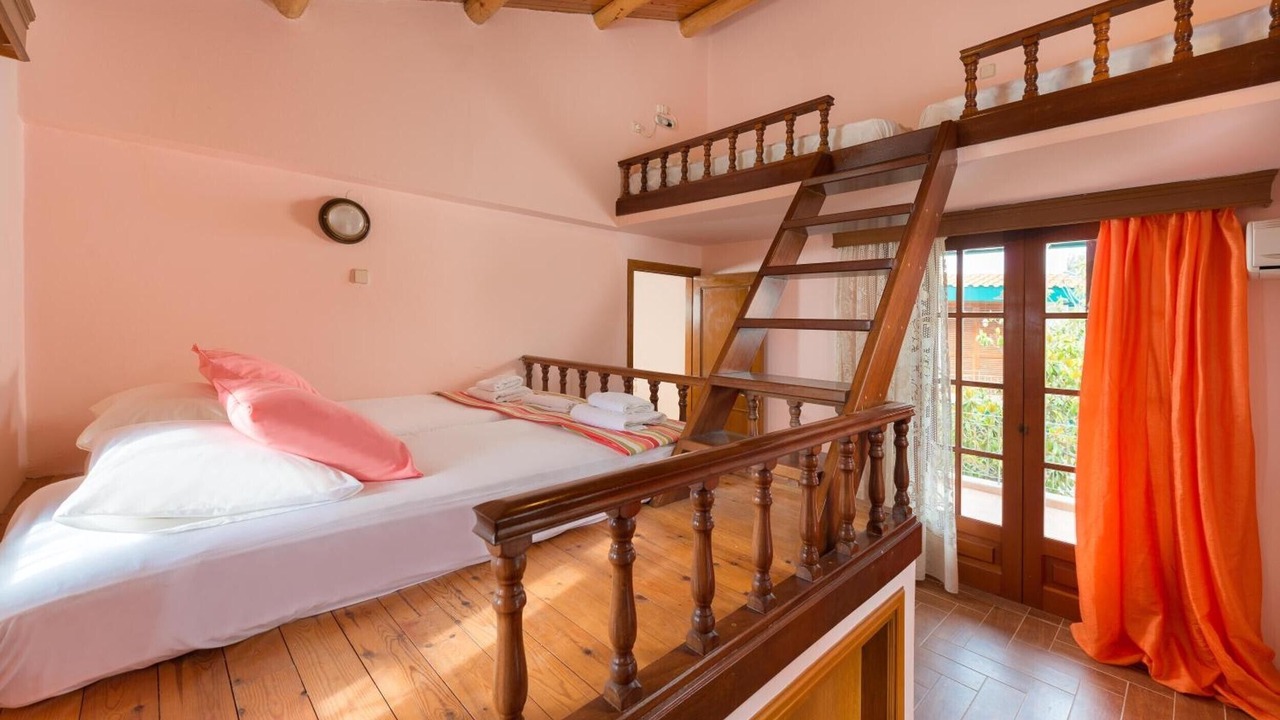 Photo of Bedroom in Kamiros