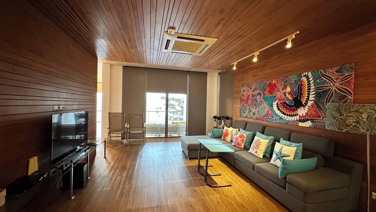 Photo of Livingroom in Ko Sire