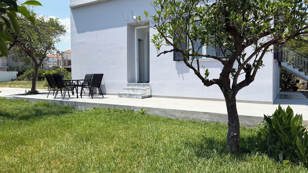 Photo of Patio Balcony in Paralio Astros