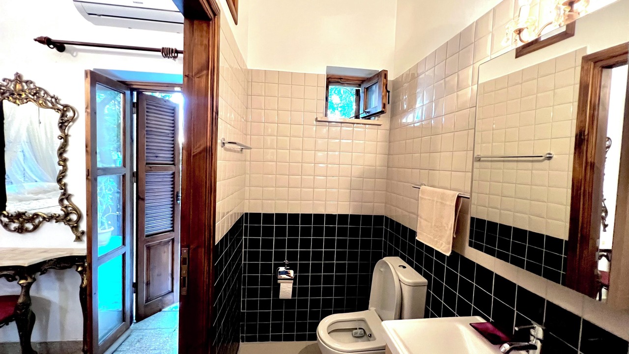 Photo of Bathroom in Kyrenia District