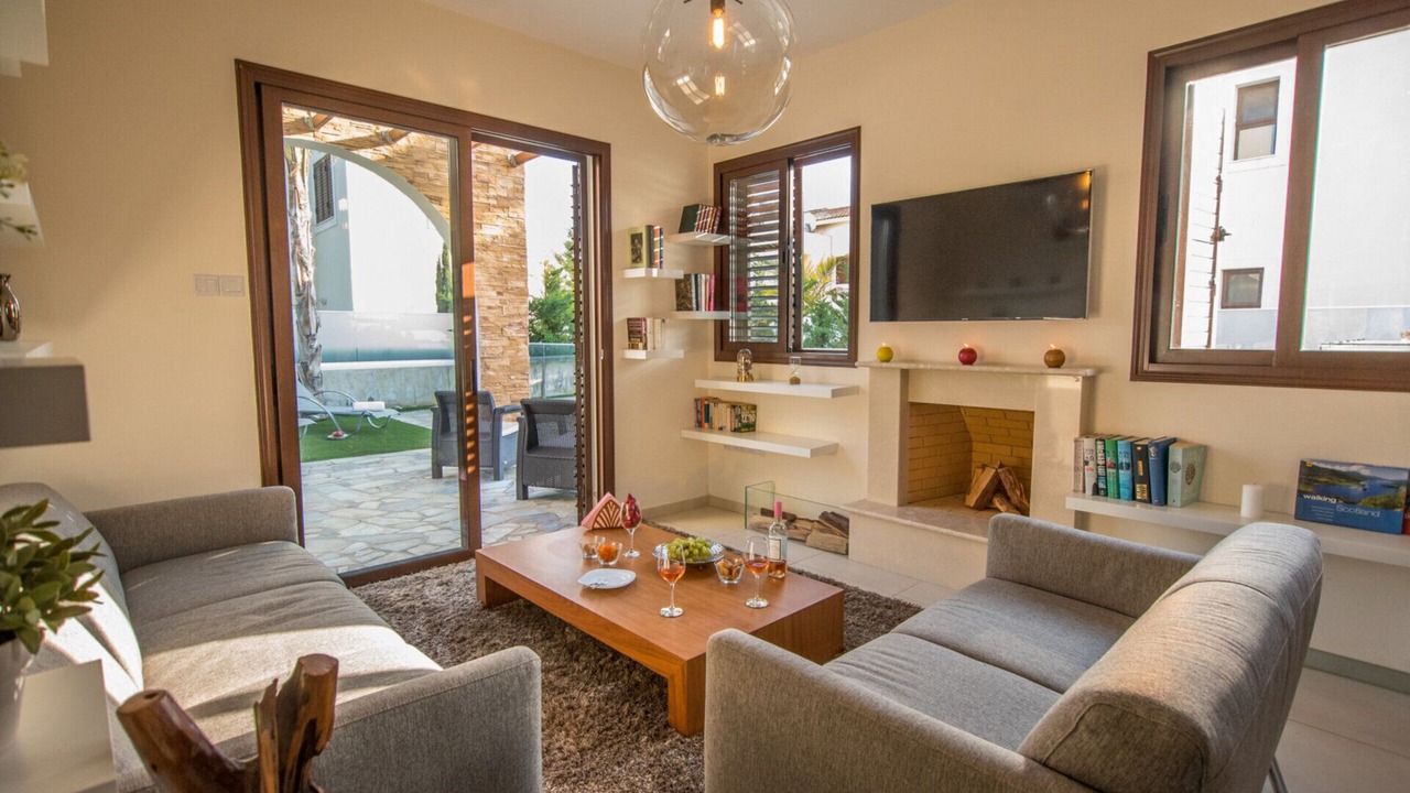 Photo of Livingroom in Ayia Thekla