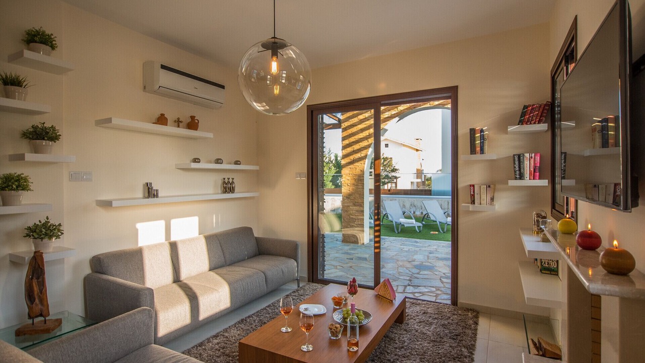 Photo of Livingroom in Ayia Thekla