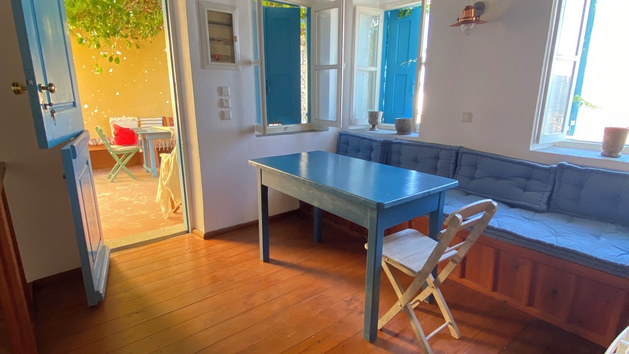 Photo of Livingroom in Symi