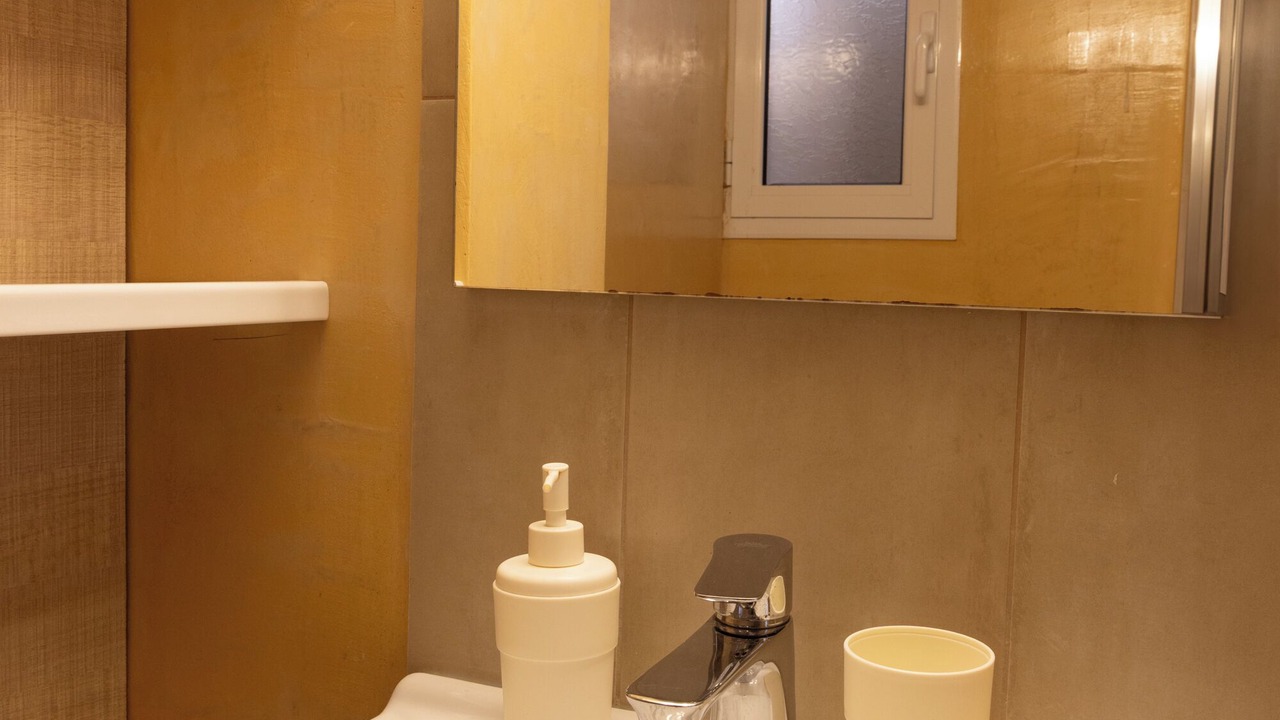 Photo of Bathroom in Thissio