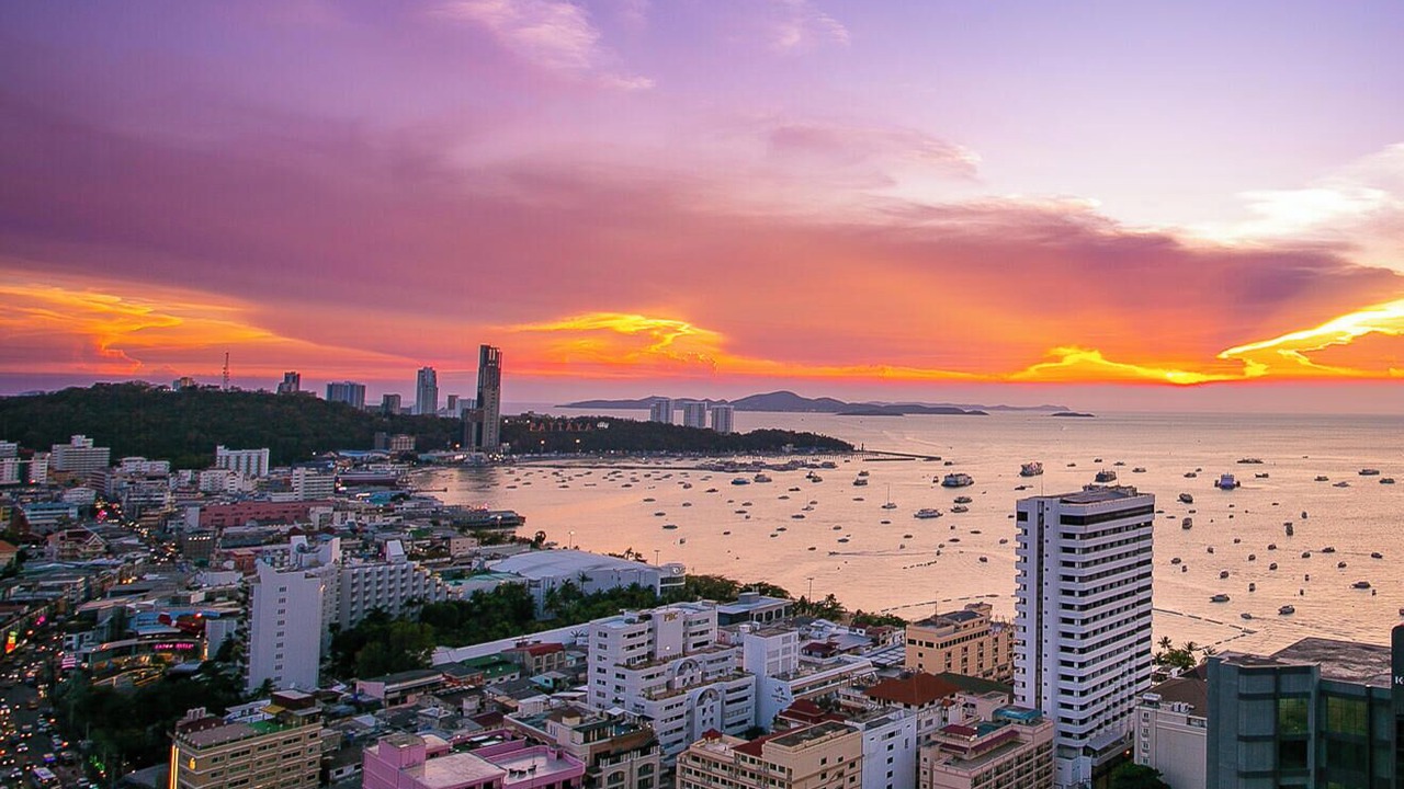Photo of Others in Pattaya Bay
