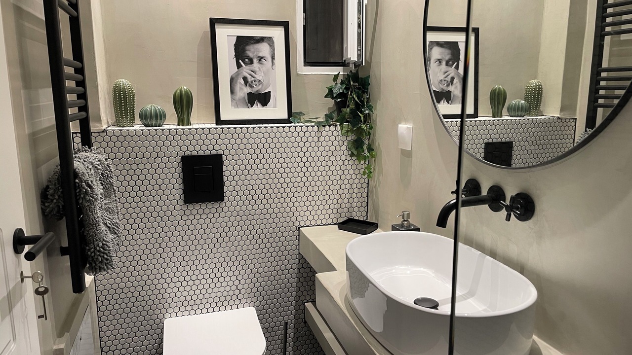 Photo of Bathroom in Koukaki