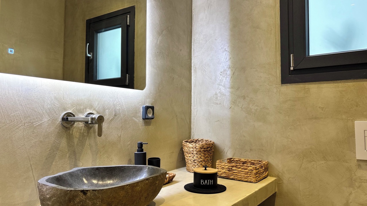 Photo of Bathroom in Kamari