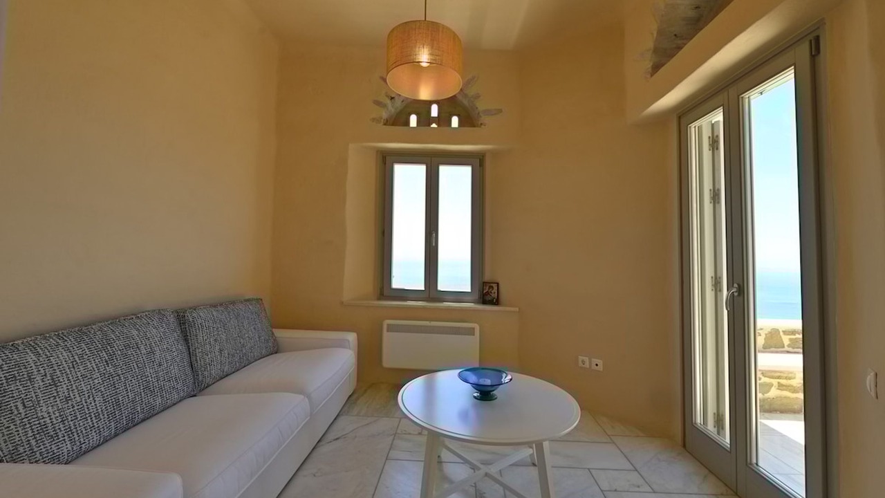 Photo of Livingroom in Exomvourgo