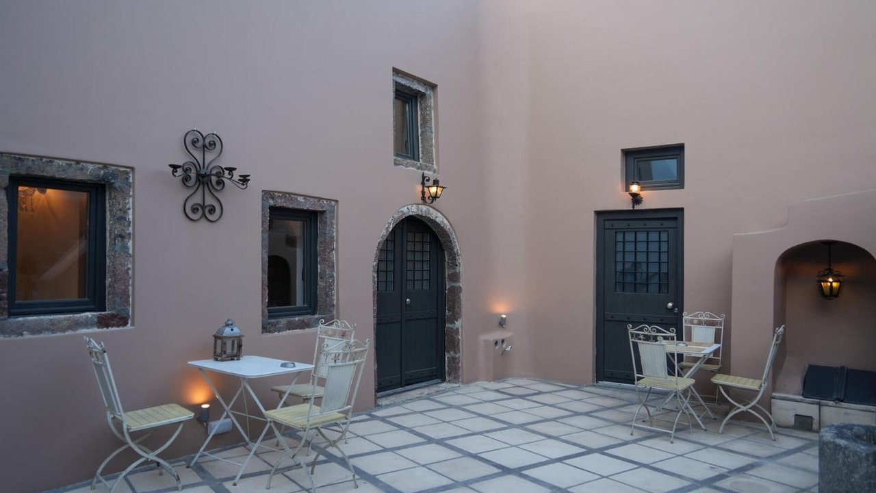 Photo of Outdoor in Emporio