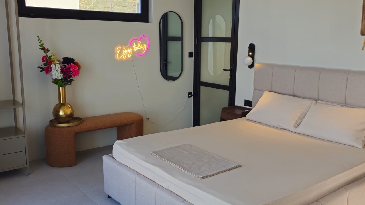 Photo of Bedroom in Azolimnos