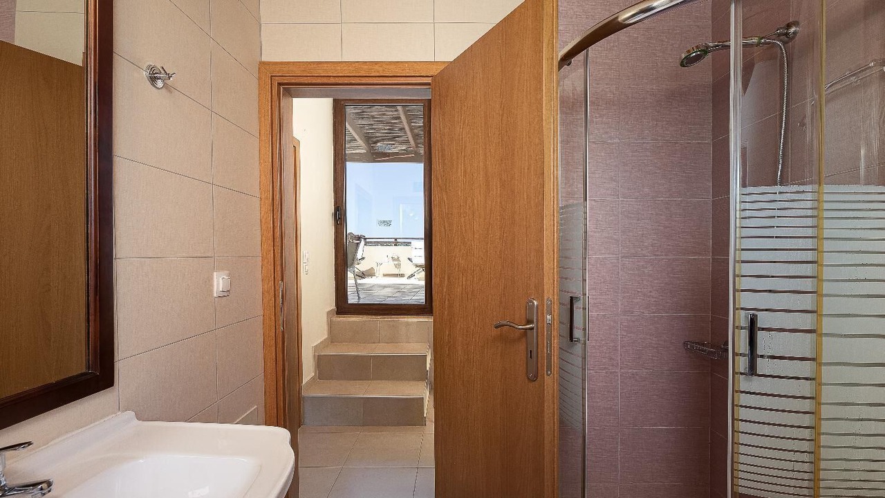 Photo of Bathroom in Platanias Town