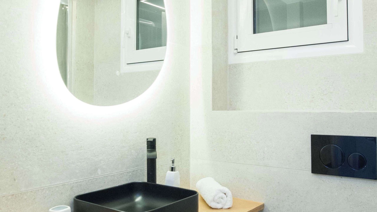 Photo of Bathroom in Galatsi