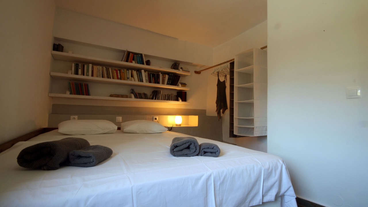 Photo of Bedroom in Ydrousa