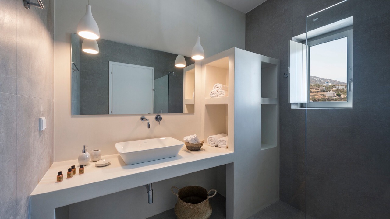 Photo of Bathroom in Paros
