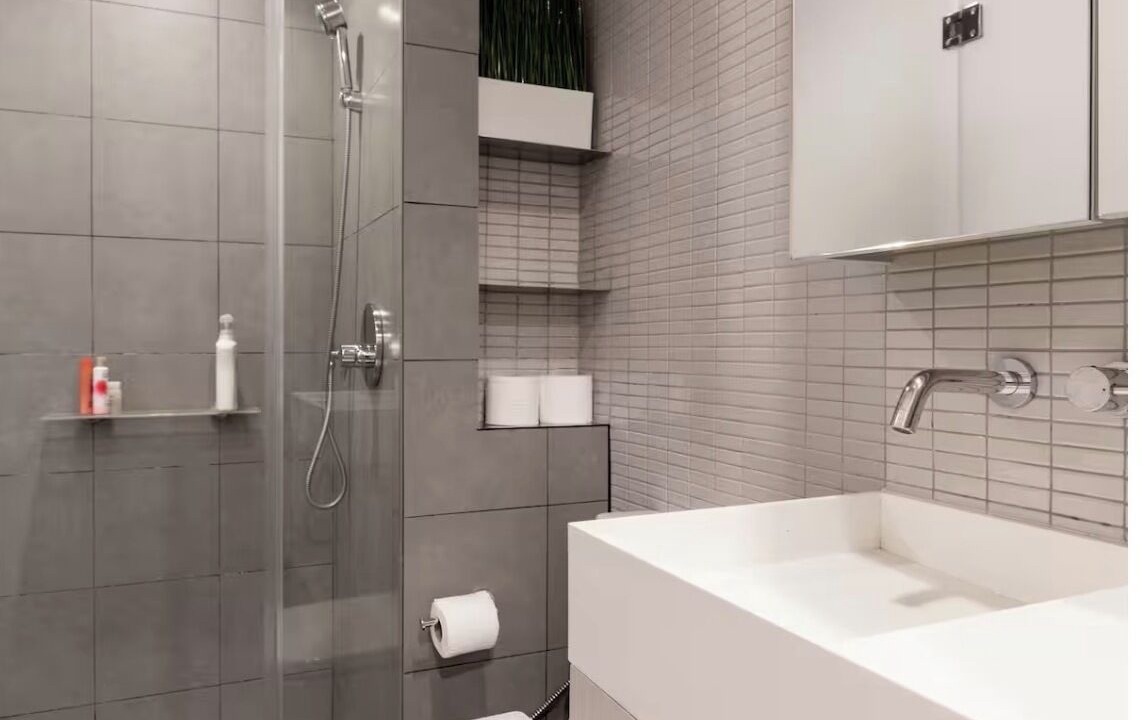 Photo of Bathroom in Sanam Pao