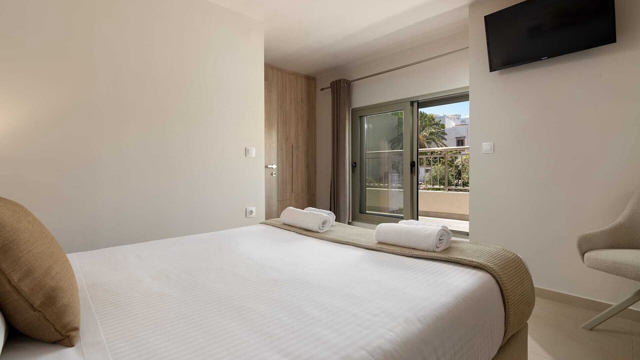 Photo of Bedroom in Petaloudes