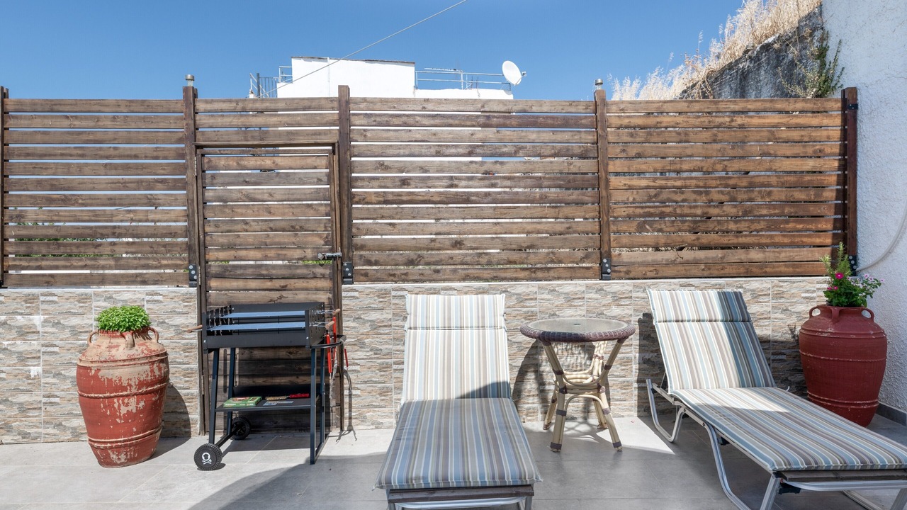 Photo of Patio Balcony in Asklipiio