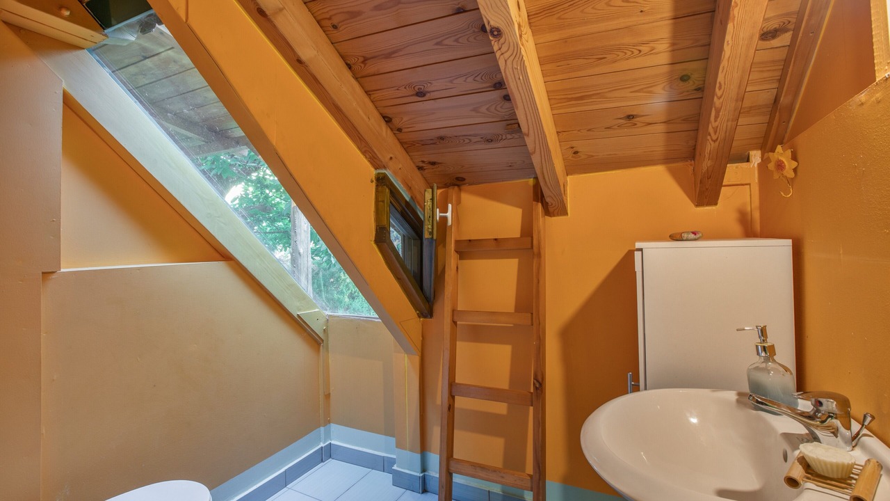 Photo of Bathroom in Agía Eiríni